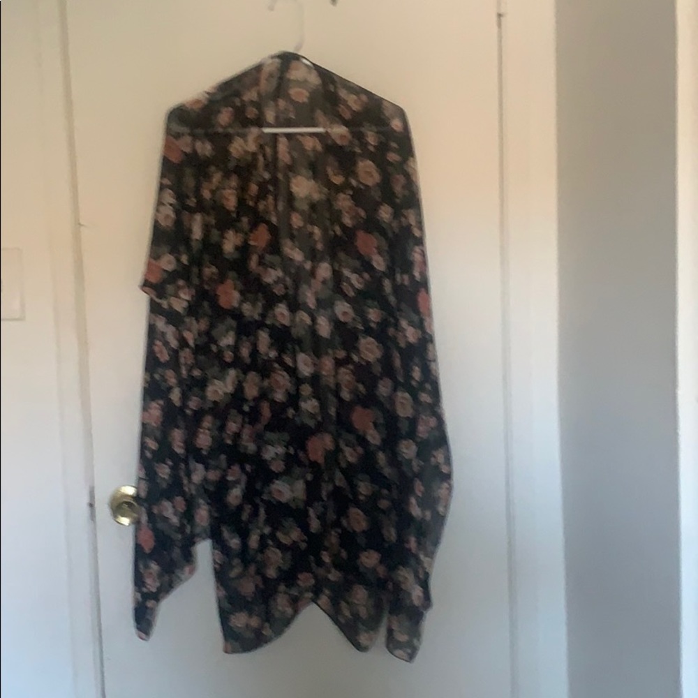 Beautiful rose print kimono